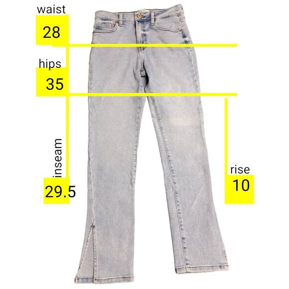 Venus Regeneration by Celebrity Pink Renewable Essentials Light Blue Jeans - Picture 3 of 12